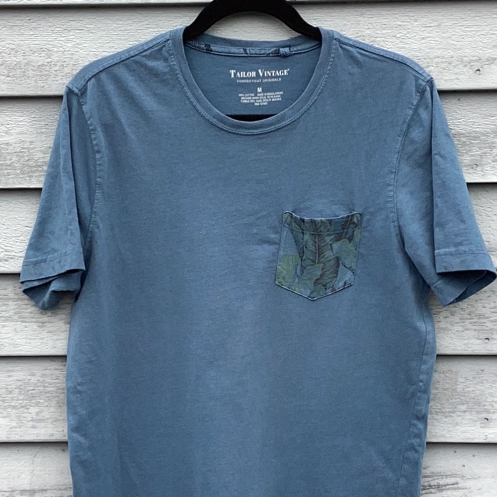Tailor Vintage Blue Short Sleeve Tee W/ Green Palm Print Pocket Medium